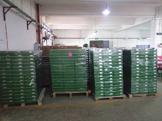 成品临时摆放区 成品临时摆放区